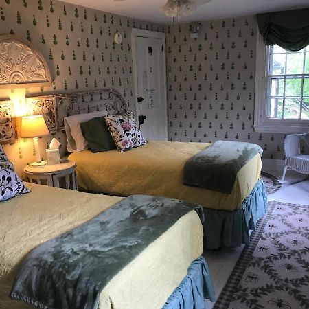 Wild Wisteria Bed & Breakfast Chadds Ford ภายนอก รูปภาพ