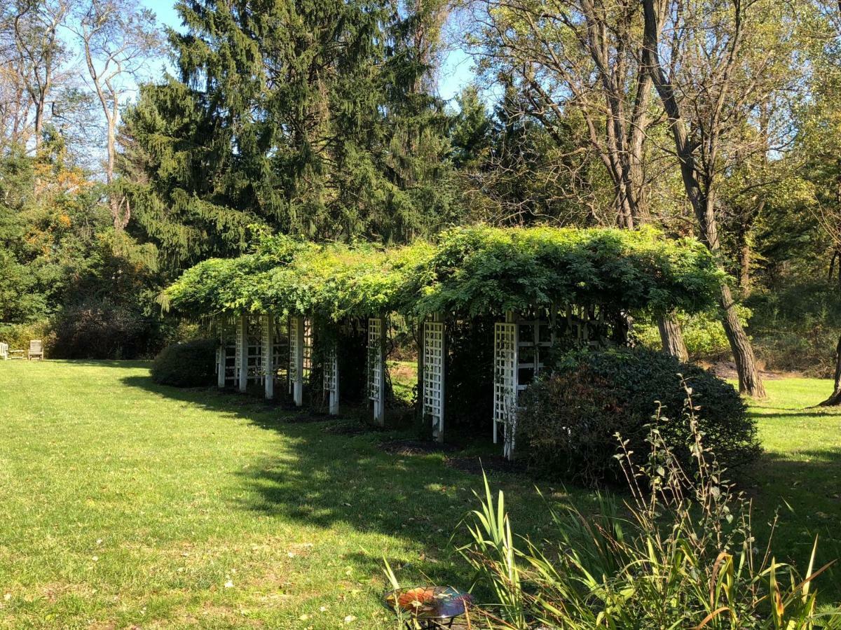Wild Wisteria Bed & Breakfast Chadds Ford ภายนอก รูปภาพ